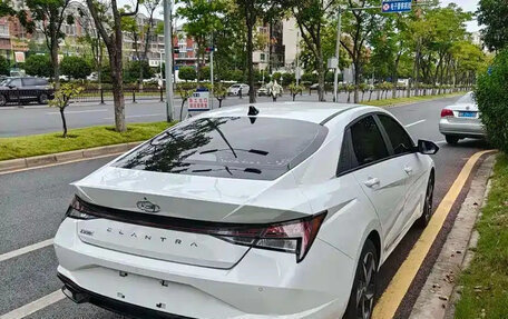 Hyundai Elantra, 2023 год, 1 385 700 рублей, 4 фотография