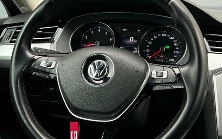 Volkswagen Passat B8 рестайлинг, 2019 год, 1 779 500 рублей, 22 фотография