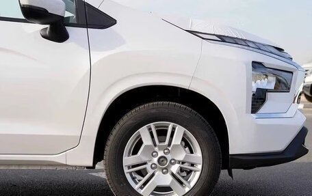 Mitsubishi Xpander, 2026 год, 2 380 000 рублей, 4 фотография