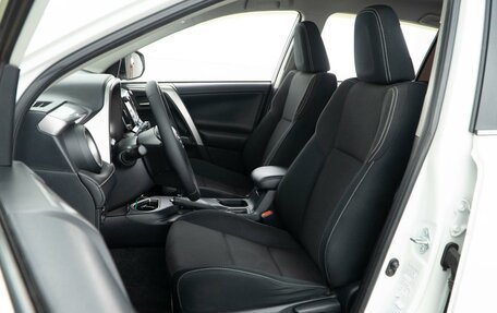 Toyota RAV4, 2015 год, 2 193 055 рублей, 10 фотография