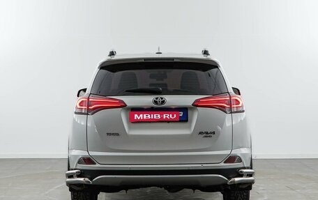 Toyota RAV4, 2015 год, 2 193 055 рублей, 4 фотография