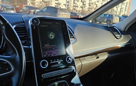 Renault Espace V рестайлинг, 2016 год, 1 650 000 рублей, 6 фотография