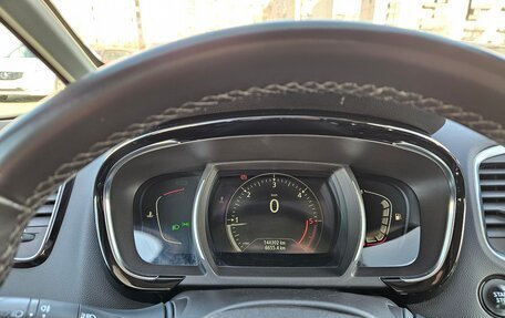 Renault Espace V рестайлинг, 2016 год, 1 650 000 рублей, 5 фотография