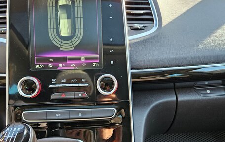 Renault Espace V рестайлинг, 2016 год, 1 650 000 рублей, 8 фотография