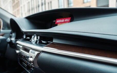 Lexus ES VII, 2014 год, 2 600 000 рублей, 24 фотография