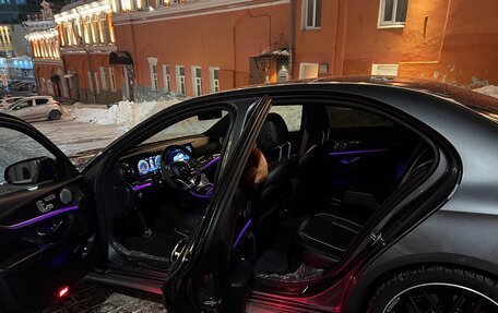 Mercedes-Benz E-Класс AMG, 2017 год, 6 250 000 рублей, 5 фотография