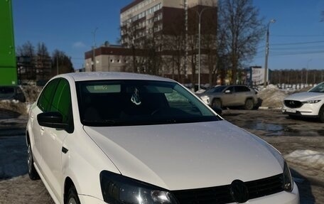 Volkswagen Polo VI (EU Market), 2012 год, 649 999 рублей, 3 фотография