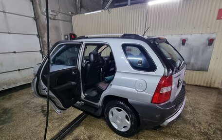 KIA Sportage II, 2005 год, 650 000 рублей, 25 фотография