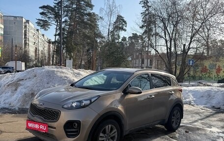 KIA Sportage IV рестайлинг, 2017 год, 1 800 000 рублей, 3 фотография