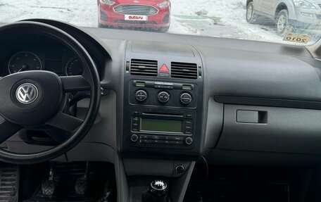 Volkswagen Touran III, 2004 год, 480 000 рублей, 7 фотография