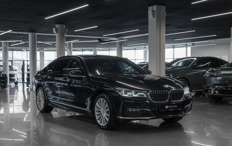 BMW 7 серия, 2016 год, 3 280 000 рублей, 2 фотография