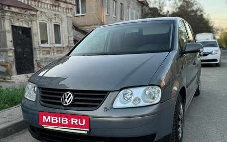 Volkswagen Touran III, 2004 год, 480 000 рублей, 5 фотография