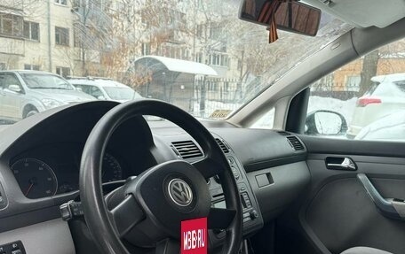 Volkswagen Touran III, 2004 год, 480 000 рублей, 6 фотография