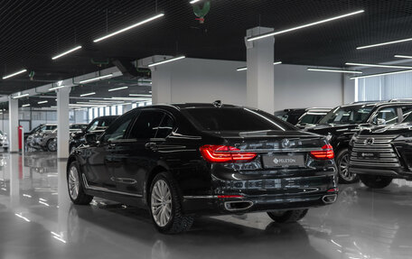 BMW 7 серия, 2016 год, 3 280 000 рублей, 4 фотография