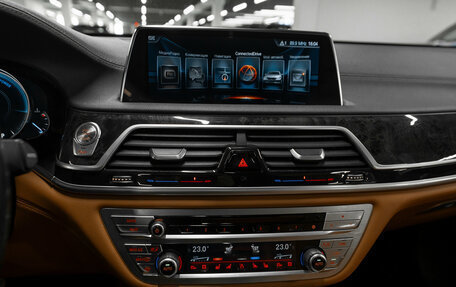 BMW 7 серия, 2016 год, 3 280 000 рублей, 23 фотография