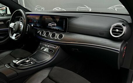 Mercedes-Benz E-Класс, 2019 год, 3 398 500 рублей, 8 фотография