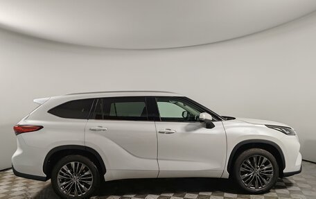 Toyota Highlander, 2025 год, 6 150 000 рублей, 4 фотография