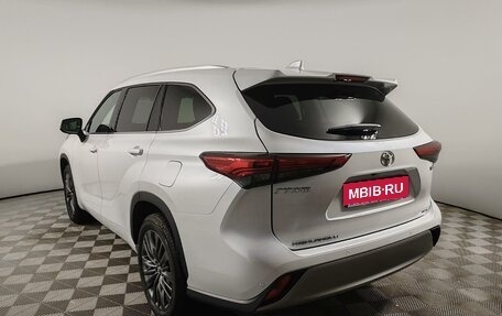 Toyota Highlander, 2025 год, 6 150 000 рублей, 7 фотография