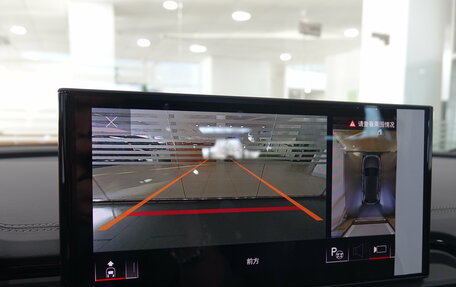 Audi Q5, 2025 год, 6 140 000 рублей, 25 фотография