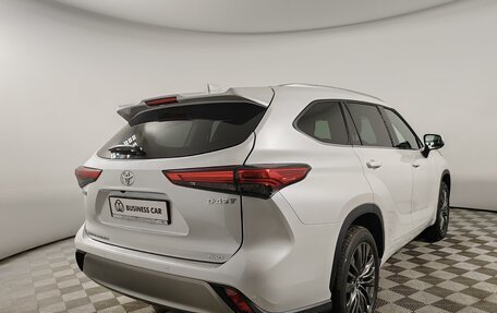 Toyota Highlander, 2025 год, 6 150 000 рублей, 5 фотография