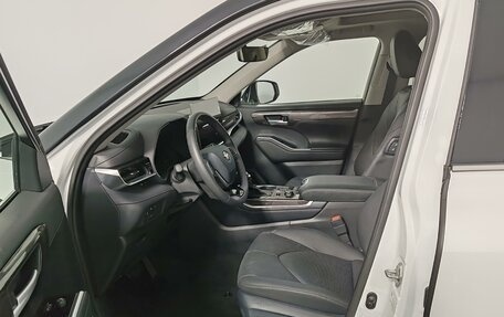 Toyota Highlander, 2025 год, 6 150 000 рублей, 15 фотография