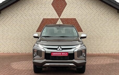 Mitsubishi L200 IV рестайлинг, 2021 год, 5 000 000 рублей, 1 фотография