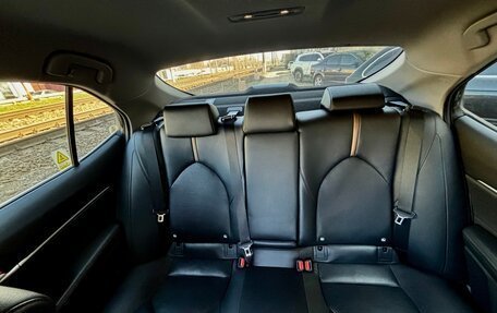 Toyota Camry, 2019 год, 2 850 000 рублей, 21 фотография