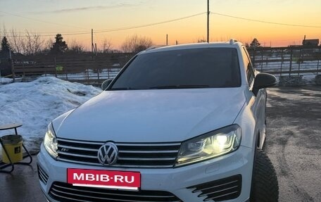 Volkswagen Touareg III, 2017 год, 3 100 000 рублей, 4 фотография