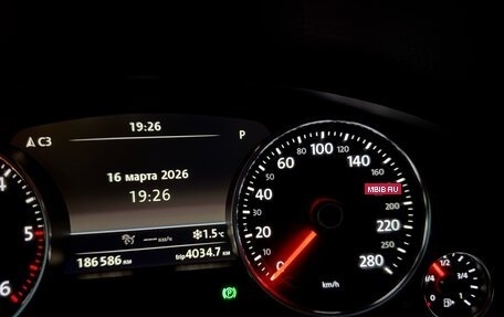 Volkswagen Touareg III, 2017 год, 3 100 000 рублей, 17 фотография