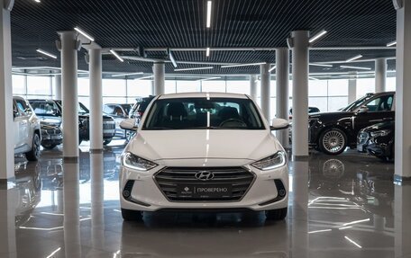 Hyundai Elantra VI рестайлинг, 2017 год, 1 720 000 рублей, 3 фотография
