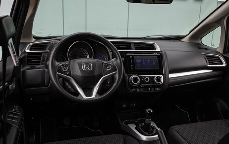 Honda Fit III, 2016 год, 1 100 000 рублей, 6 фотография