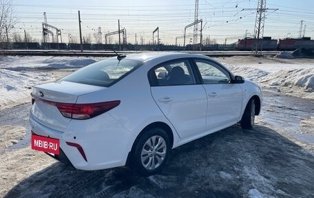 KIA Rio IV, 2018 год, 1 230 000 рублей, 4 фотография