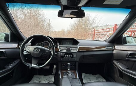 Mercedes-Benz E-Класс, 2011 год, 1 560 000 рублей, 10 фотография