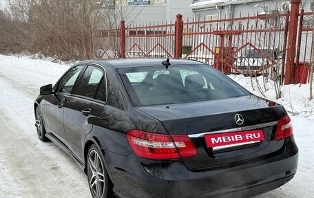 Mercedes-Benz E-Класс, 2011 год, 1 560 000 рублей, 6 фотография