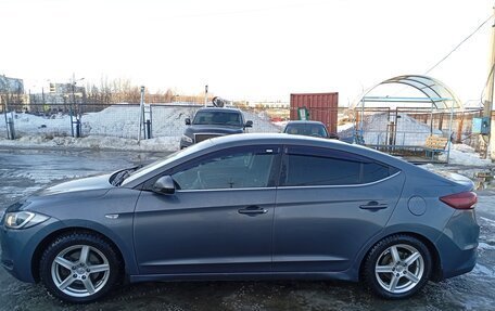 Hyundai Elantra VI рестайлинг, 2017 год, 1 300 000 рублей, 2 фотография