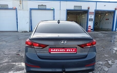 Hyundai Elantra VI рестайлинг, 2017 год, 1 300 000 рублей, 3 фотография