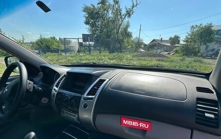 Mitsubishi Pajero Sport II рестайлинг, 2012 год, 1 850 000 рублей, 9 фотография