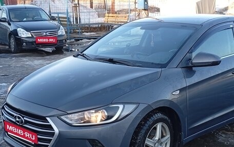 Hyundai Elantra VI рестайлинг, 2017 год, 1 300 000 рублей, 5 фотография