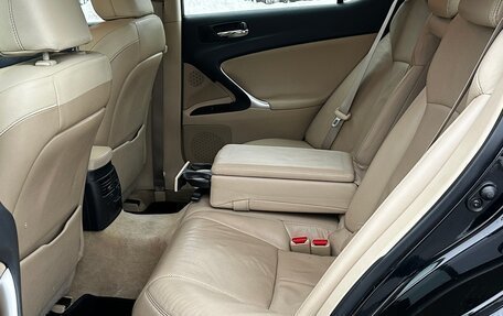 Lexus IS II рестайлинг 2, 2006 год, 1 285 000 рублей, 17 фотография