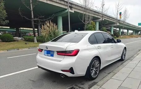 BMW 3 серия, 2022 год, 2 890 000 рублей, 4 фотография