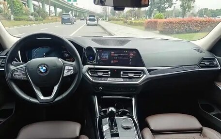 BMW 3 серия, 2022 год, 2 890 000 рублей, 5 фотография