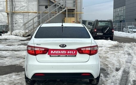 KIA Rio III рестайлинг, 2013 год, 825 000 рублей, 4 фотография