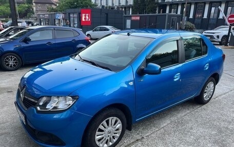 Renault Logan II, 2016 год, 810 000 рублей, 3 фотография