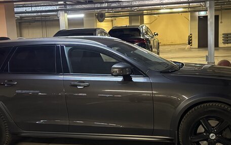 Volvo V90 Cross Country I рестайлинг, 2020 год, 4 000 000 рублей, 5 фотография