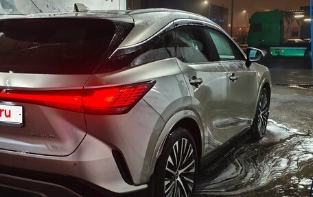 Lexus RX IV рестайлинг, 2023 год, 10 500 000 рублей, 5 фотография