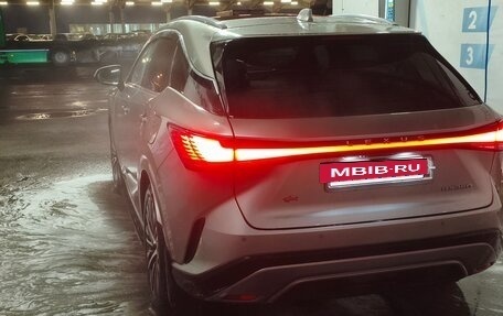 Lexus RX IV рестайлинг, 2023 год, 10 500 000 рублей, 3 фотография