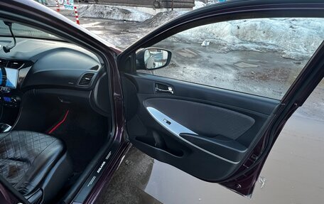 Hyundai Solaris II рестайлинг, 2012 год, 650 000 рублей, 11 фотография