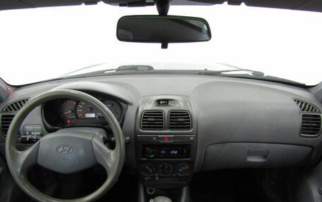 Hyundai Accent II, 2008 год, 450 000 рублей, 16 фотография