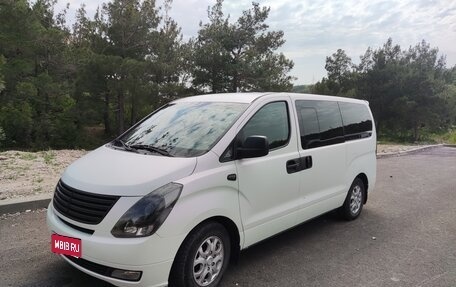 Hyundai Grand Starex Grand Starex I рестайлинг 2, 2009 год, 1 700 000 рублей, 1 фотография