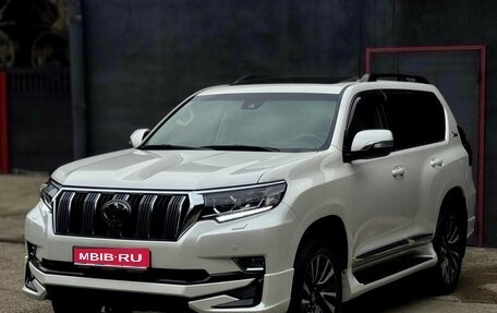 Toyota Land Cruiser Prado 150 рестайлинг 2, 2022 год, 7 150 000 рублей, 1 фотография